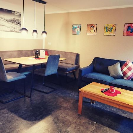 Hof Neuhaus Apartment Майерхофен Екстериор снимка