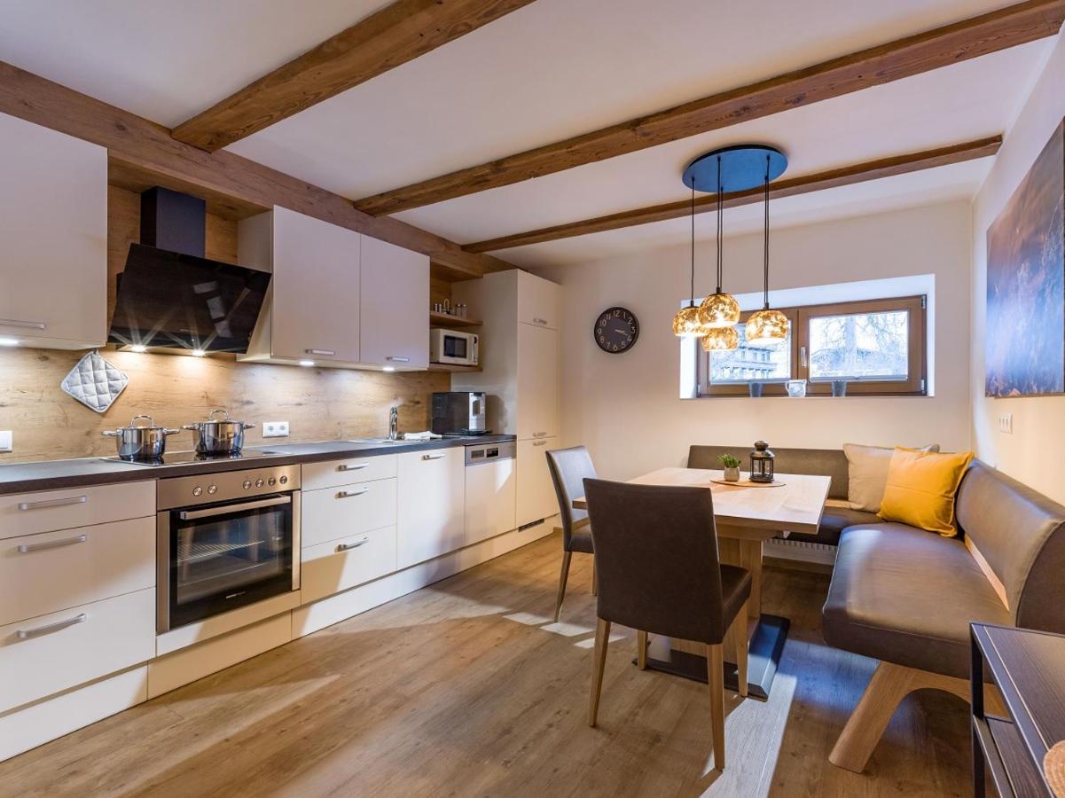 Hof Neuhaus Apartment Майерхофен Екстериор снимка