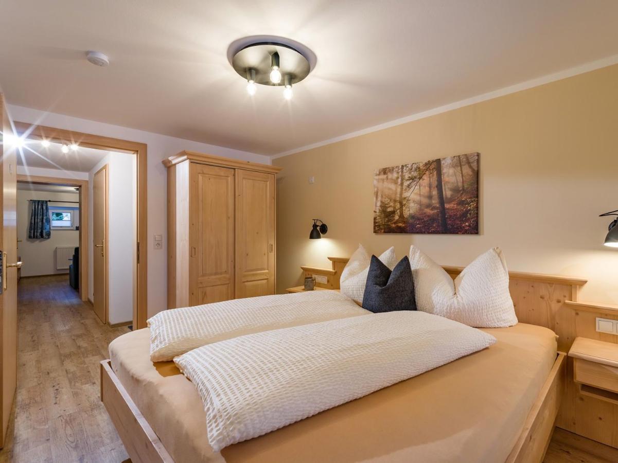 Hof Neuhaus Apartment Майерхофен Екстериор снимка